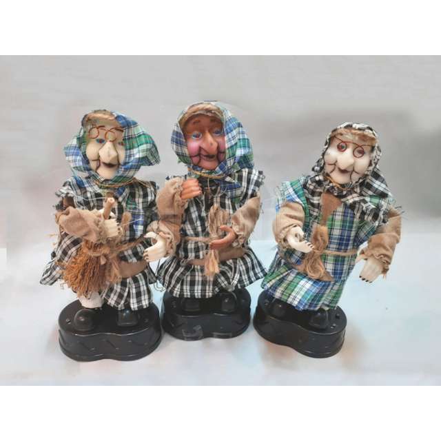 Befana stoffa a quadretti luci e suonicm22 3 mod assortiti - Principale