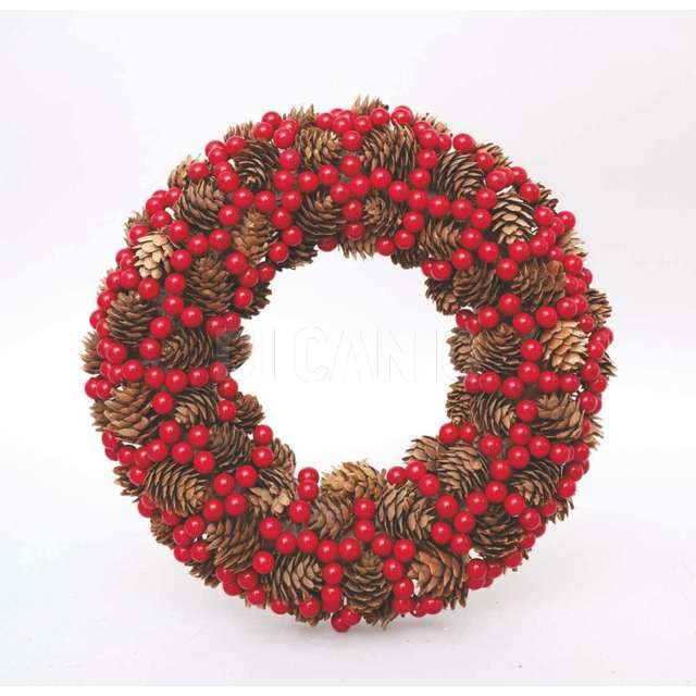 Corona legno cm.30 pignette e bacche rosse in sct - Principale