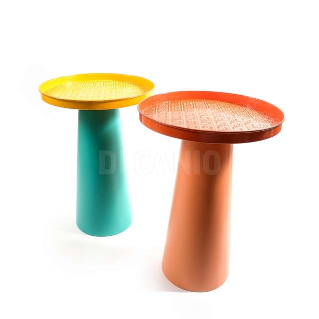 Tavolino in metallo dm.41x59h colori assortiti - Principale