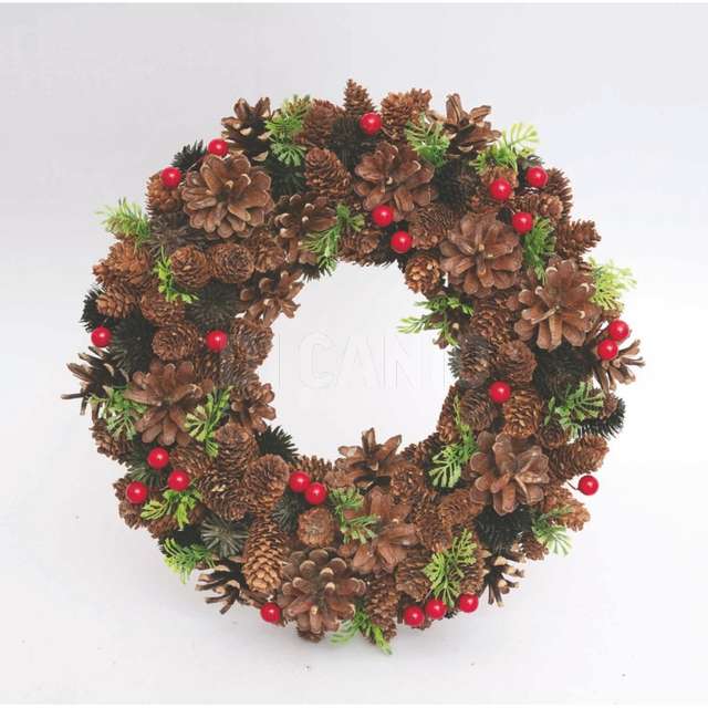 Corona legno cm.35 pignette e bacche rosse in sct - Principale